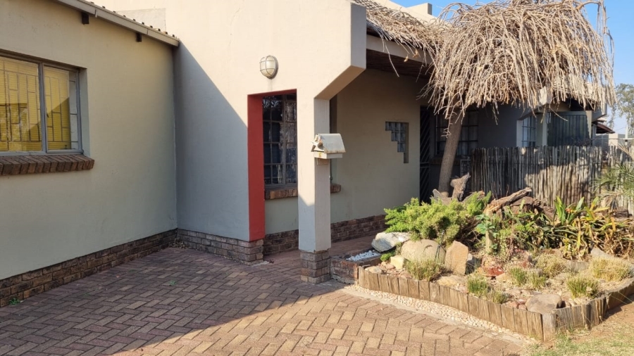 2 Bedroom Property for Sale in Pollak Park Gauteng