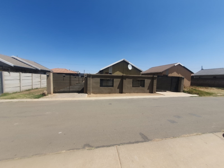 2 Bedroom Property for Sale in Savanna City Gauteng