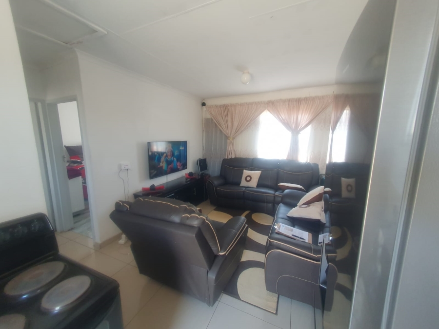 2 Bedroom Property for Sale in Savanna City Gauteng