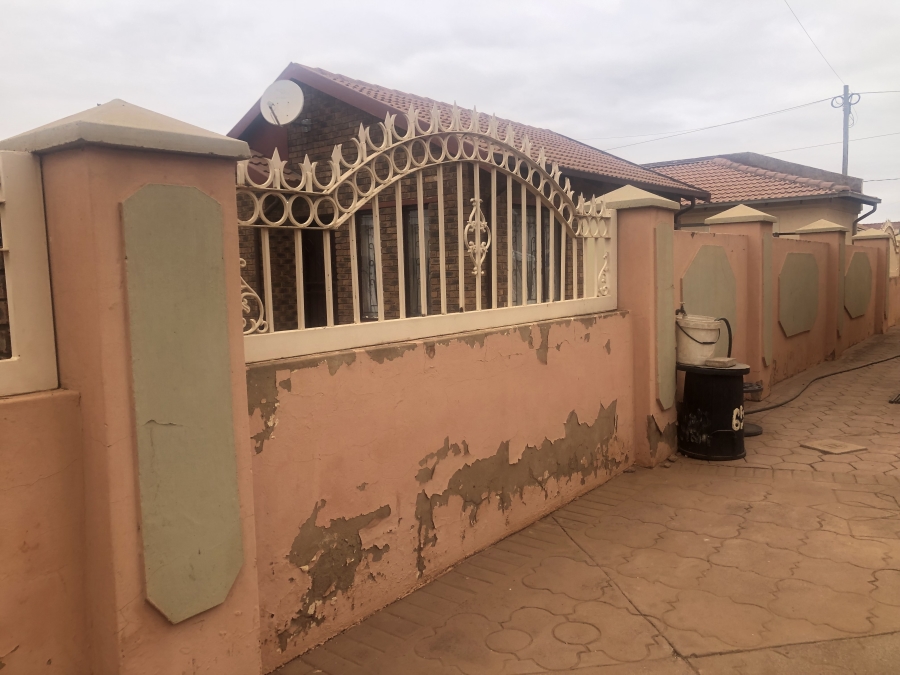 3 Bedroom Property for Sale in Mahube Valley Gauteng