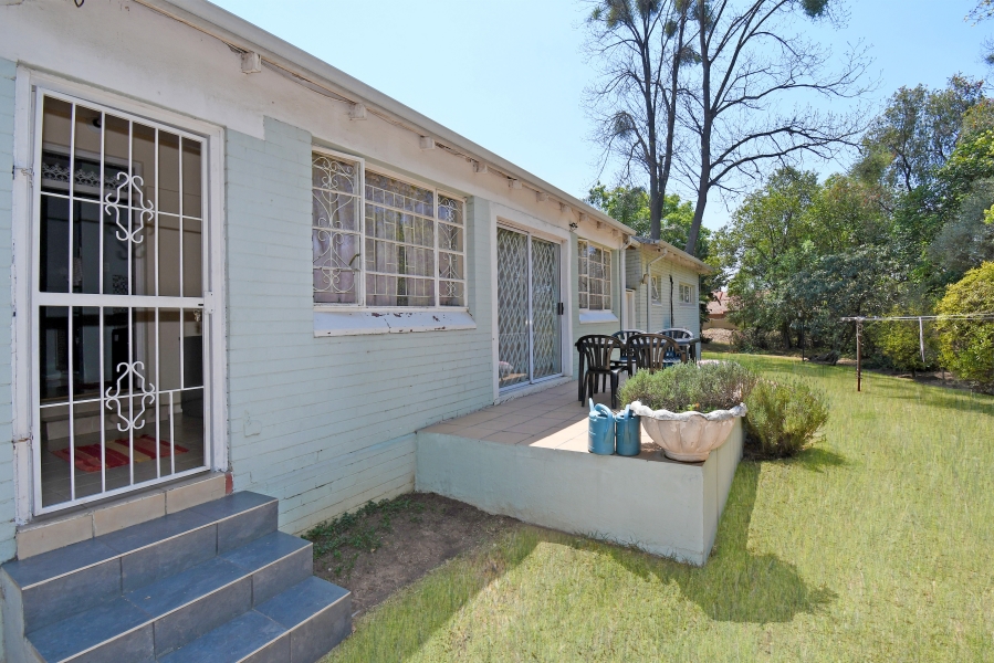 3 Bedroom Property for Sale in Buccleuch Gauteng