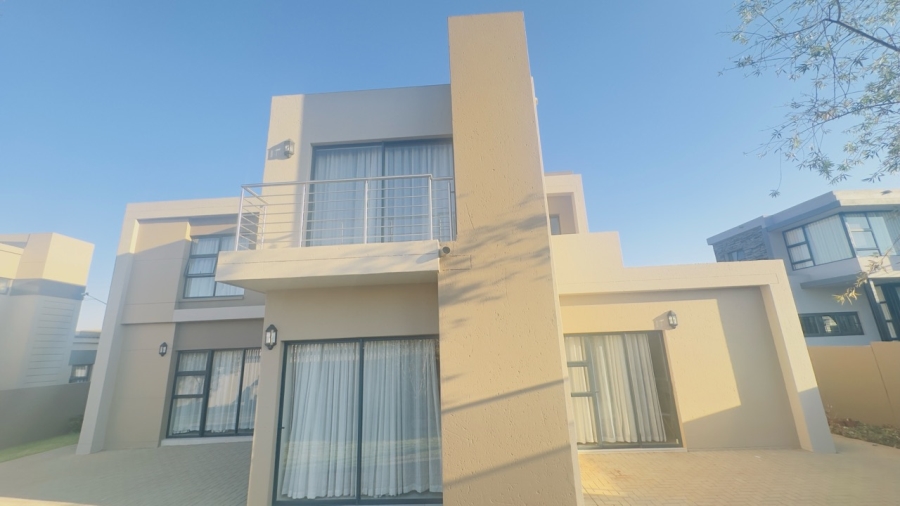 4 Bedroom Property for Sale in Midstream Ridge Gauteng