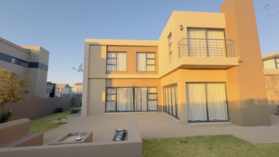 4 Bedroom Property for Sale in Midstream Ridge Gauteng