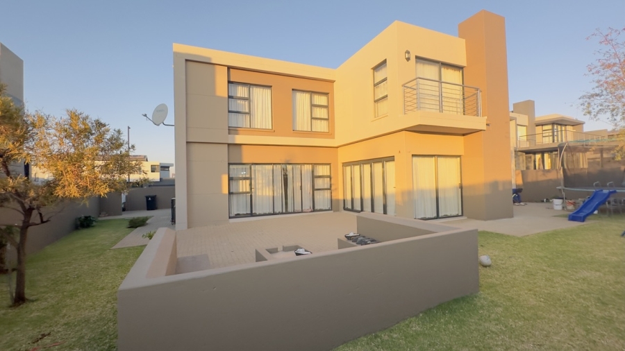 4 Bedroom Property for Sale in Midstream Ridge Gauteng