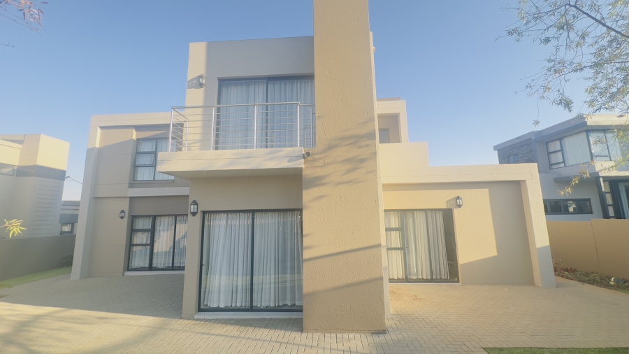 4 Bedroom Property for Sale in Midstream Ridge Gauteng