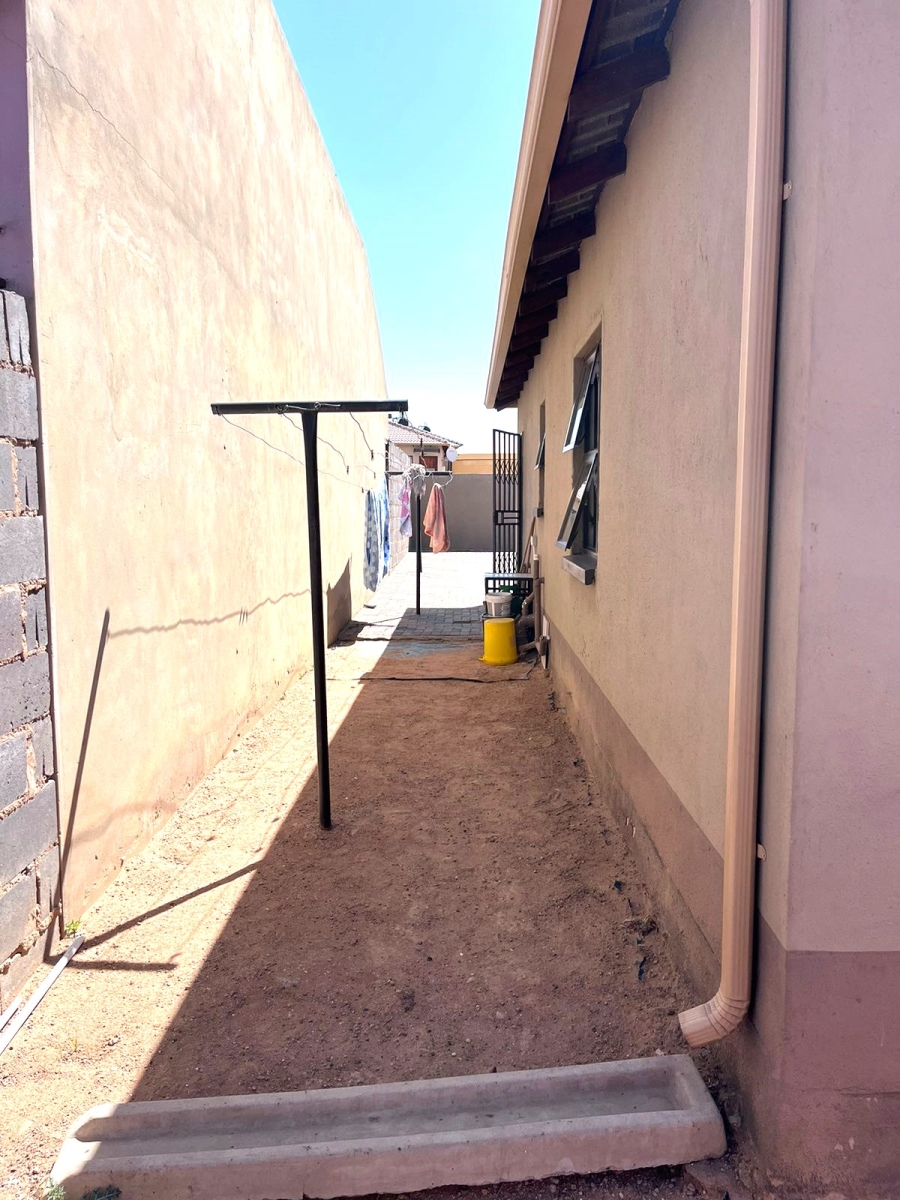 3 Bedroom Property for Sale in Delmore Park Gauteng