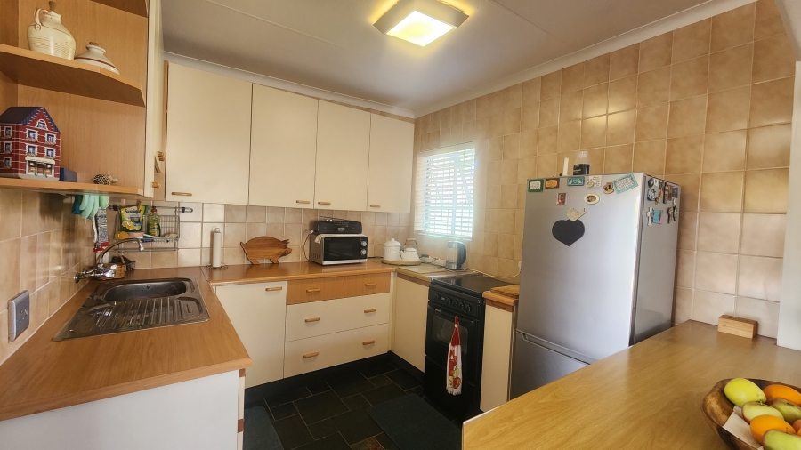 1 Bedroom Property for Sale in Constantia Kloof Gauteng