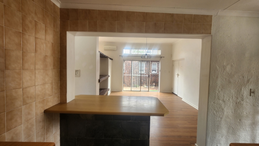 1 Bedroom Property for Sale in Constantia Kloof Gauteng