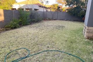 3 Bedroom Property for Sale in Crowthorne AH Gauteng