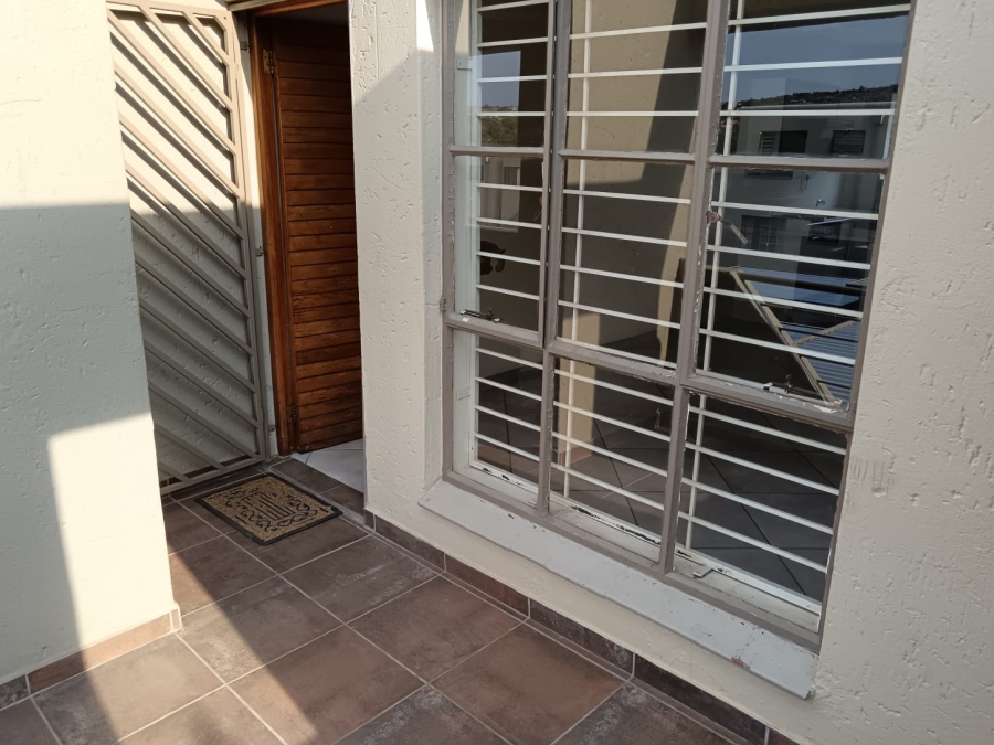 2 Bedroom Property for Sale in Glenvista Gauteng