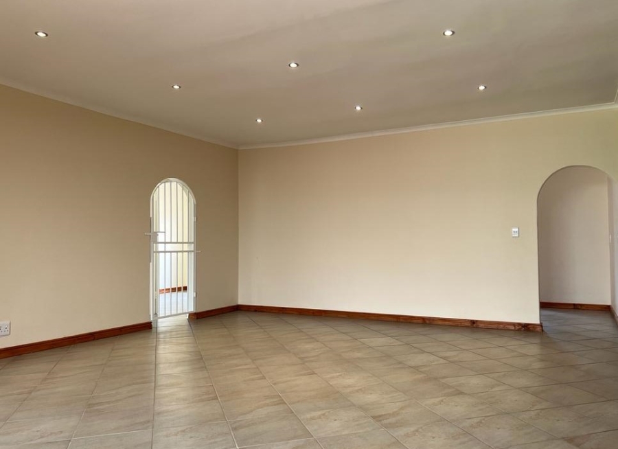 To Let 3 Bedroom Property for Rent in Rooihuiskraal Gauteng