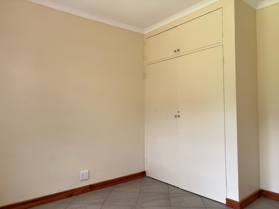 To Let 3 Bedroom Property for Rent in Rooihuiskraal Gauteng