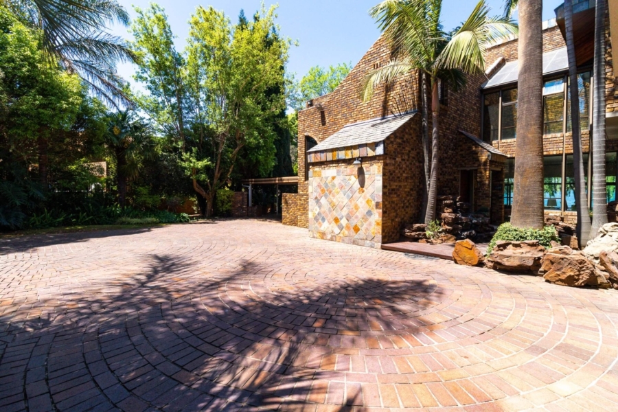 5 Bedroom Property for Sale in Alphen Park Gauteng