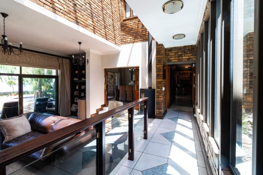 5 Bedroom Property for Sale in Alphen Park Gauteng