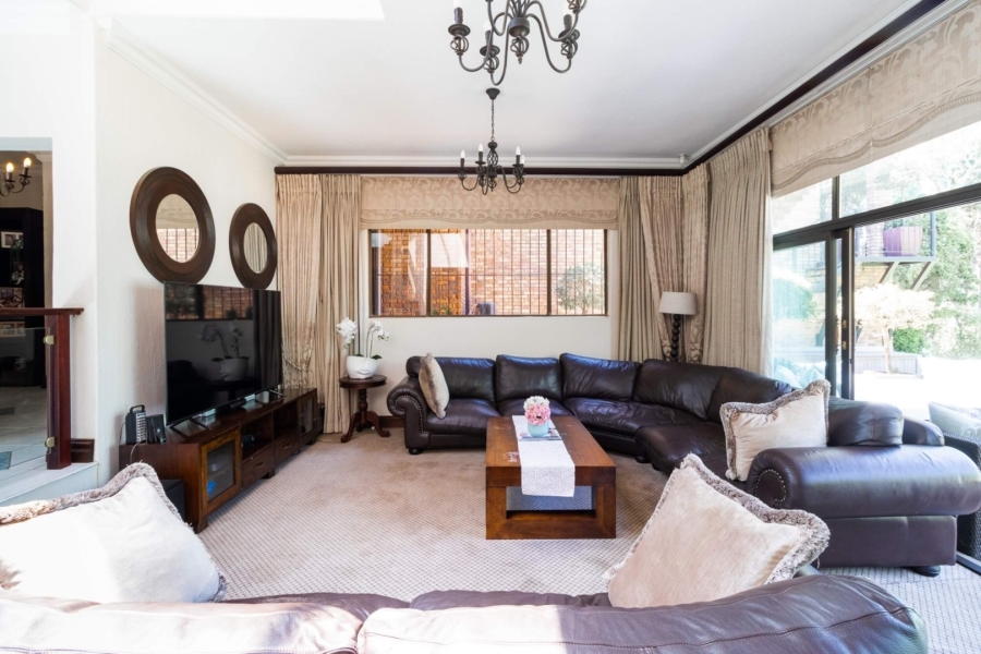 5 Bedroom Property for Sale in Alphen Park Gauteng