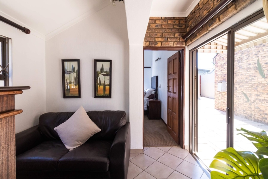 5 Bedroom Property for Sale in Alphen Park Gauteng