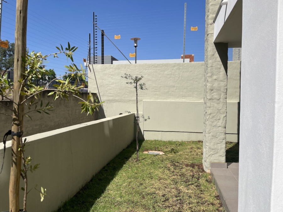 To Let 2 Bedroom Property for Rent in Edenburg Gauteng