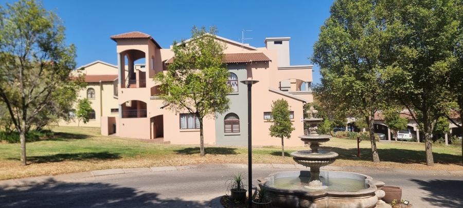 1 Bedroom Property for Sale in North Riding Gauteng