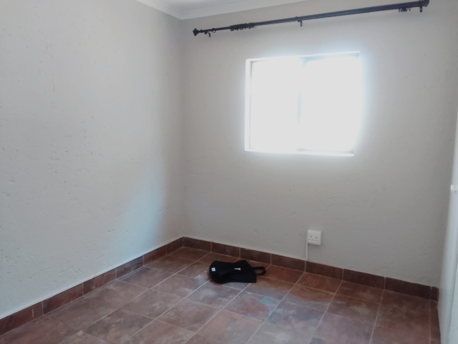 To Let 2 Bedroom Property for Rent in Morningside Ext 40 Gauteng