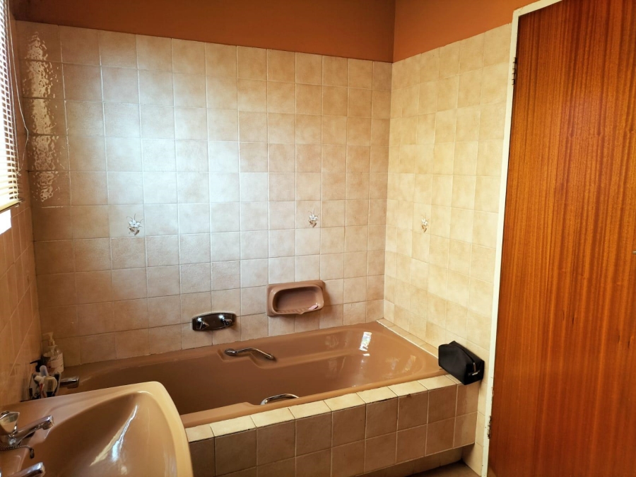 3 Bedroom Property for Sale in Soshanguve L Gauteng