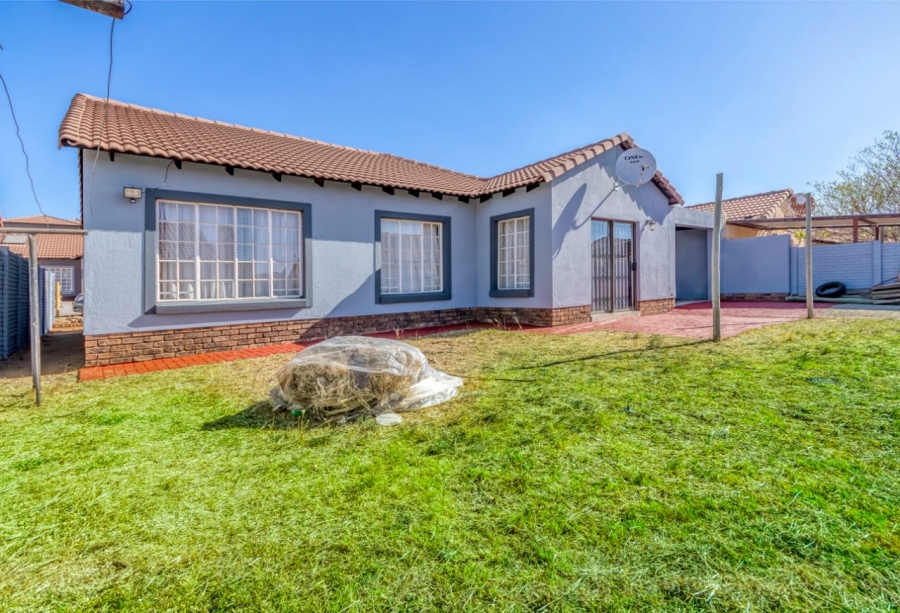 3 Bedroom Property for Sale in Soshanguve L Gauteng