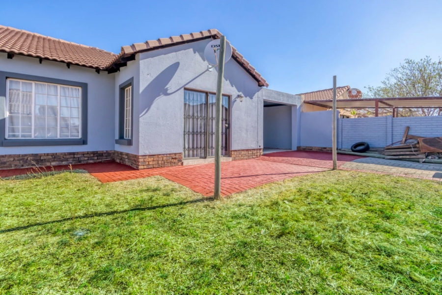 3 Bedroom Property for Sale in Soshanguve L Gauteng