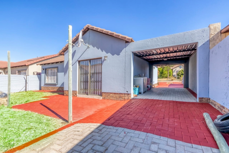 3 Bedroom Property for Sale in Soshanguve L Gauteng