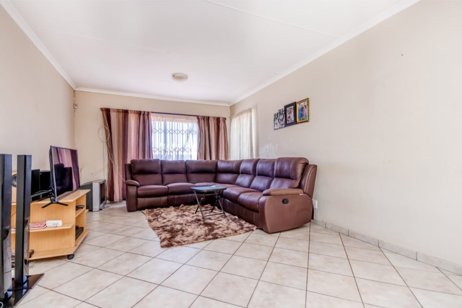 3 Bedroom Property for Sale in Soshanguve L Gauteng