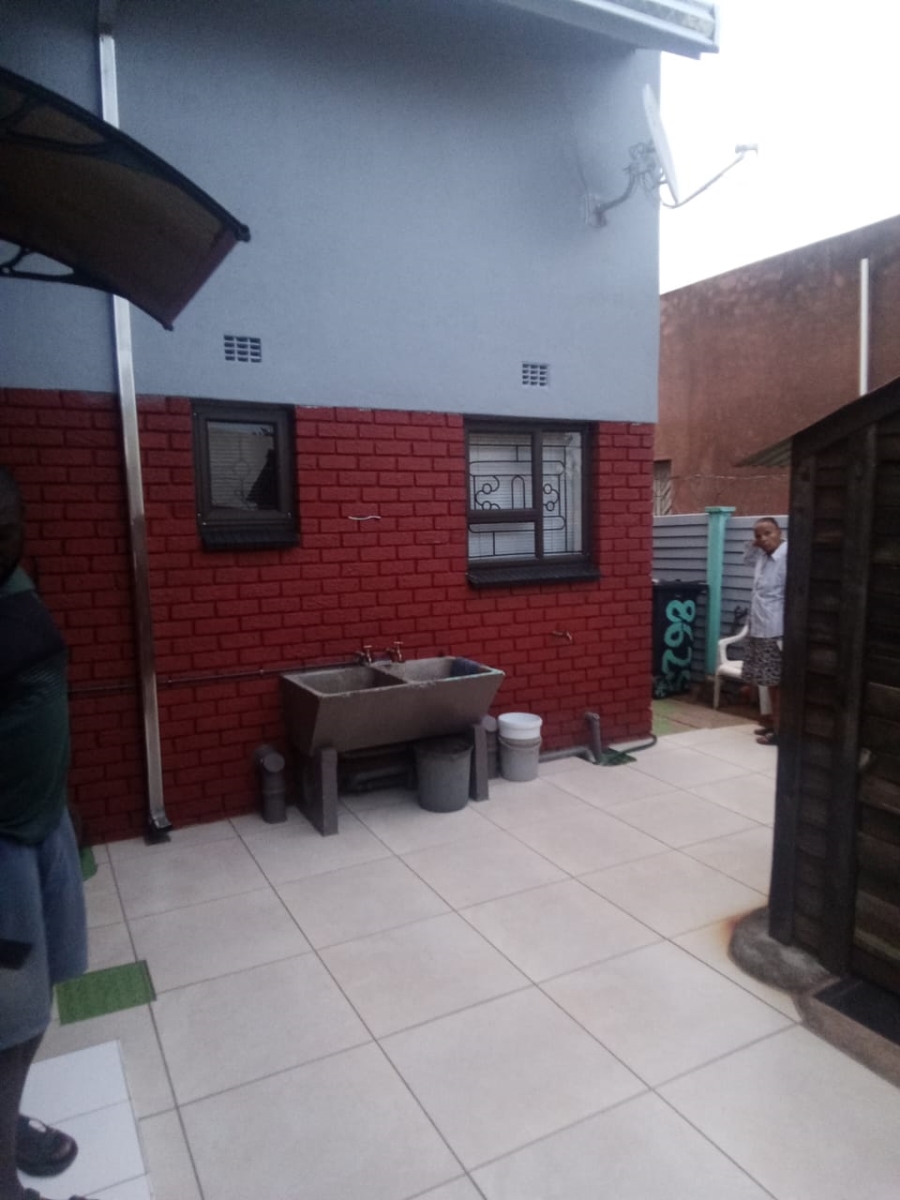 4 Bedroom Property for Sale in Soshanguve G Gauteng