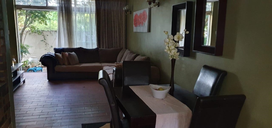 2 Bedroom Property for Sale in Sunnyside Gauteng