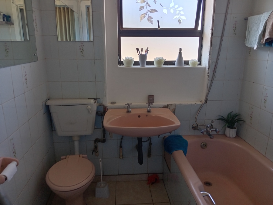 3 Bedroom Property for Sale in Vanderbijlpark CW 2 Gauteng