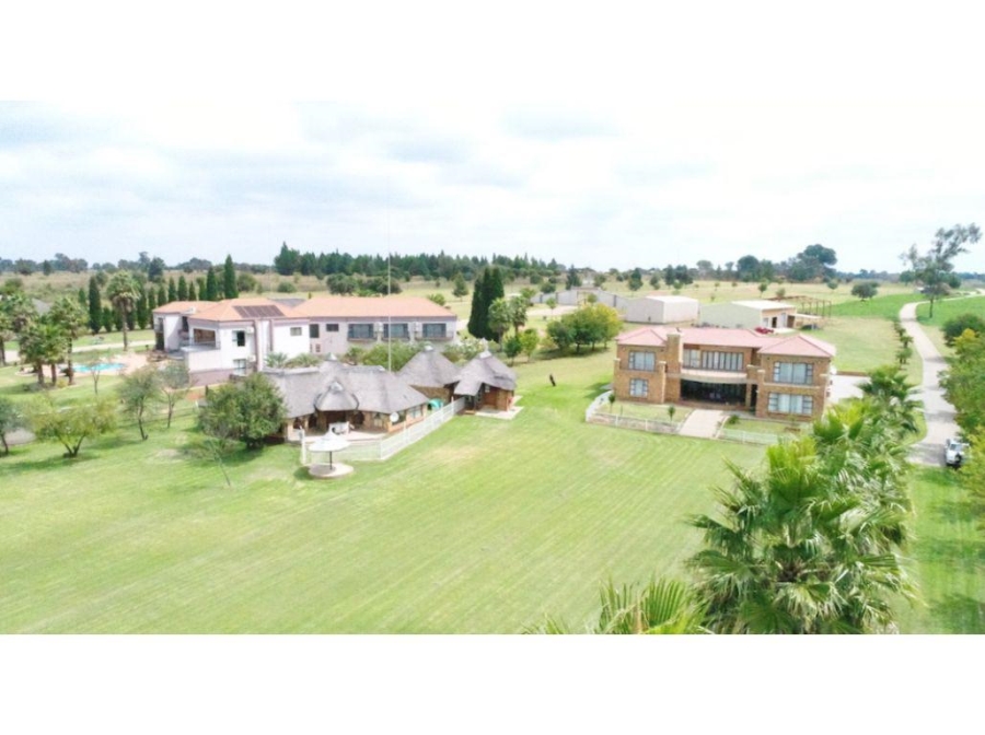 4 Bedroom Property for Sale in Marlbank Gauteng