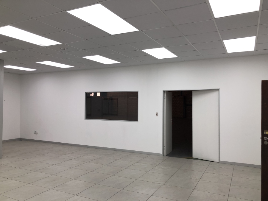 To Let commercial Property for Rent in North Riding Gauteng