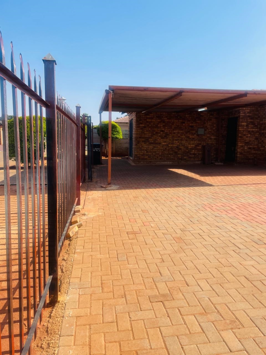 3 Bedroom Property for Sale in The Orchards Gauteng