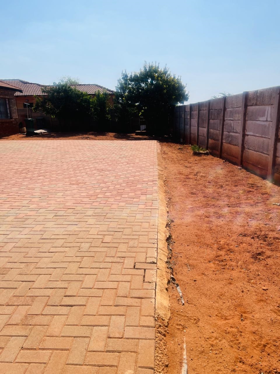 3 Bedroom Property for Sale in The Orchards Gauteng