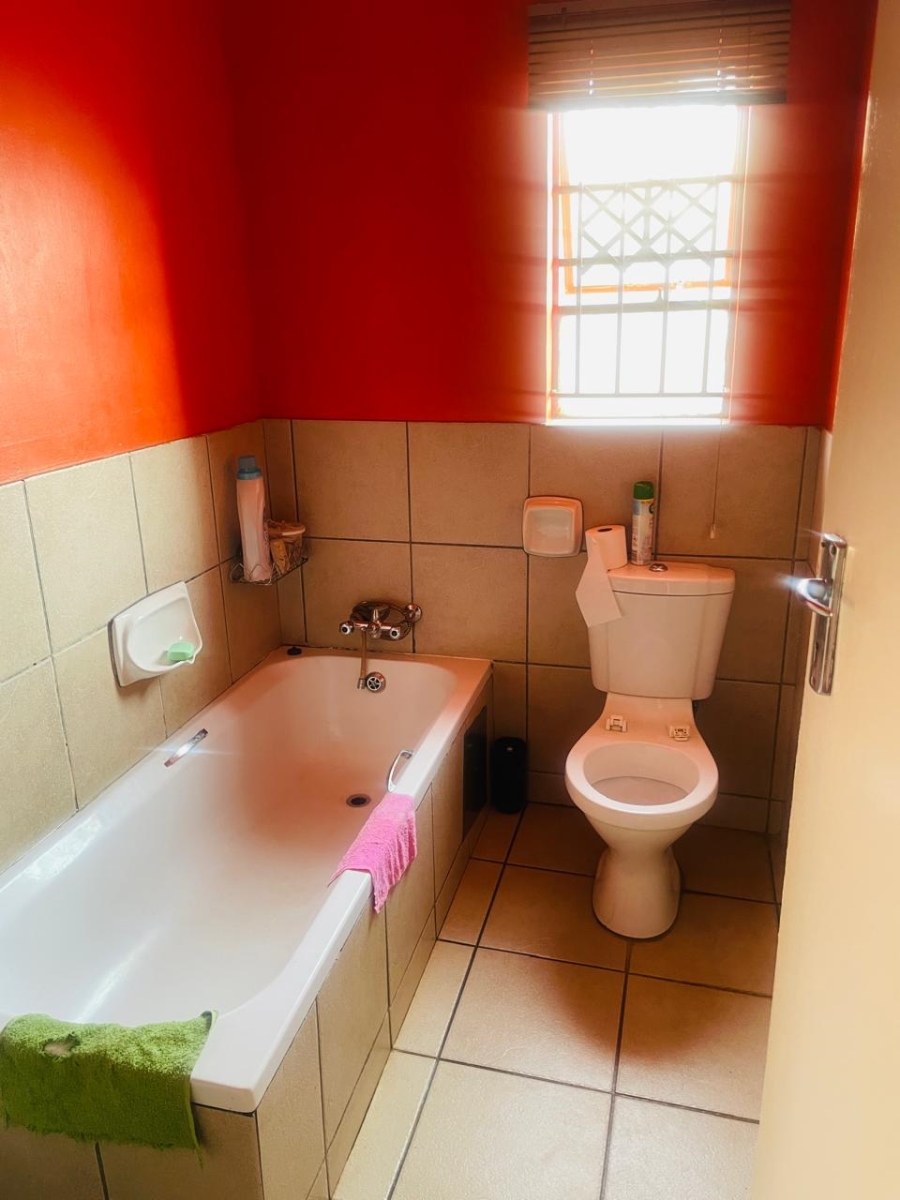 3 Bedroom Property for Sale in The Orchards Gauteng