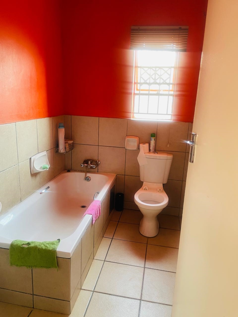 3 Bedroom Property for Sale in The Orchards Gauteng