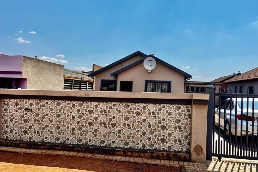 3 Bedroom Property for Sale in Soshanguve VV Gauteng