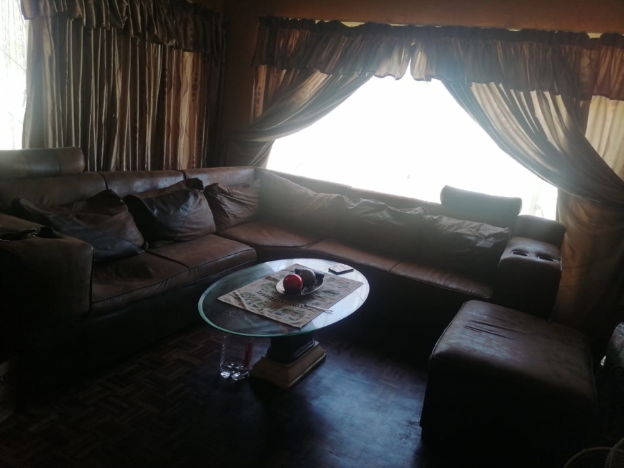 3 Bedroom Property for Sale in Rensburg Gauteng