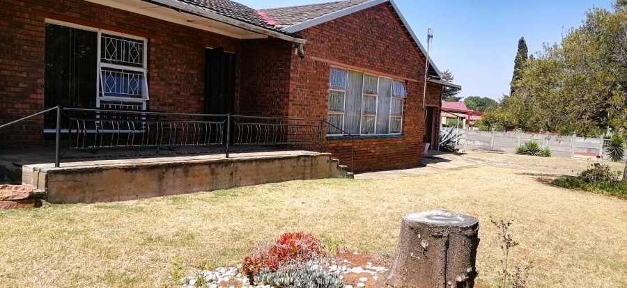 3 Bedroom Property for Sale in Rensburg Gauteng