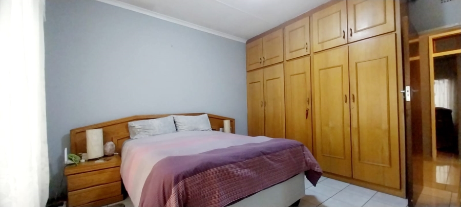 3 Bedroom Property for Sale in Actonville Gauteng