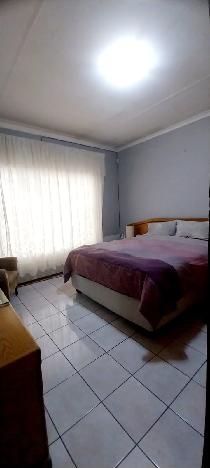 3 Bedroom Property for Sale in Actonville Gauteng