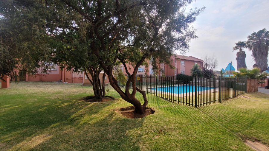 To Let 3 Bedroom Property for Rent in Meyersdal Gauteng