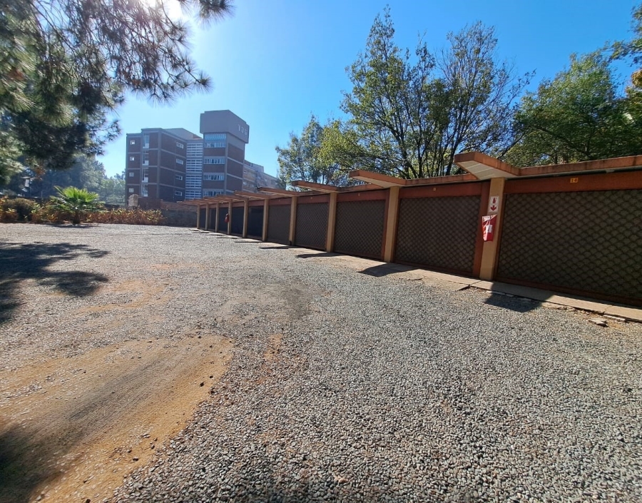 2 Bedroom Property for Sale in Three Rivers Proper Gauteng