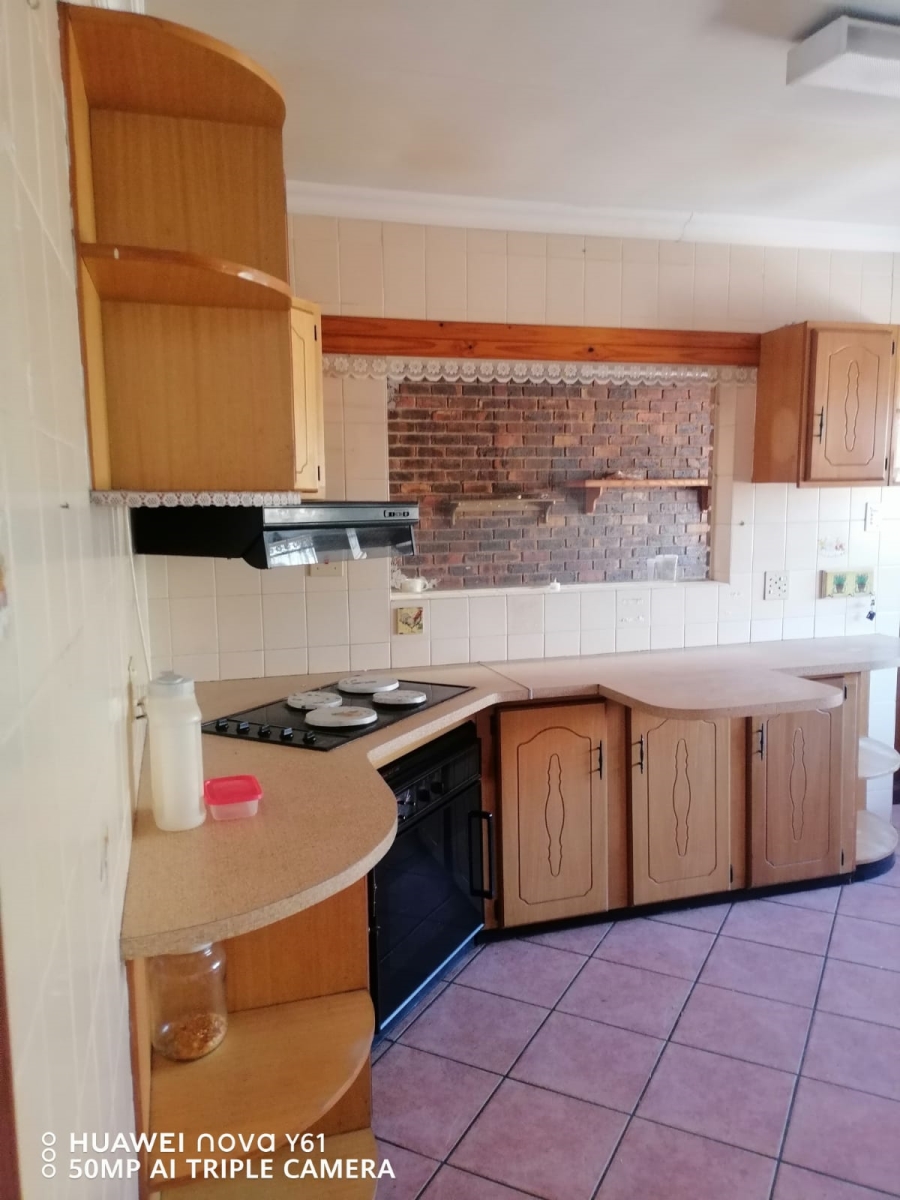 To Let 3 Bedroom Property for Rent in Three Rivers Gauteng