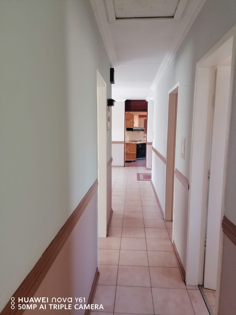 To Let 3 Bedroom Property for Rent in Three Rivers Gauteng