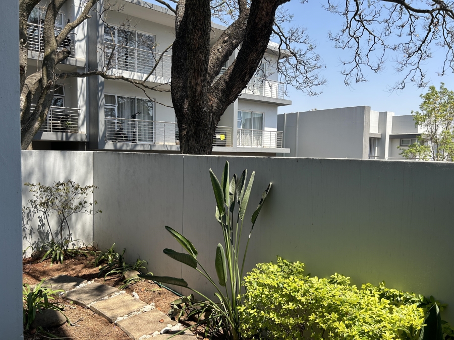 1 Bedroom Property for Sale in Bryanston Gauteng