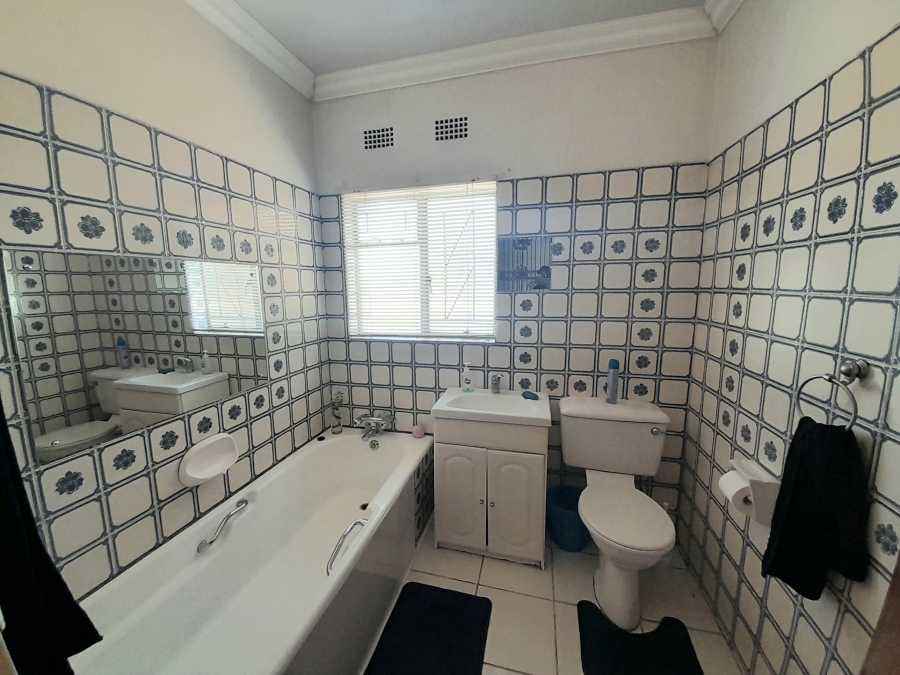 3 Bedroom Property for Sale in Bonanne Gauteng