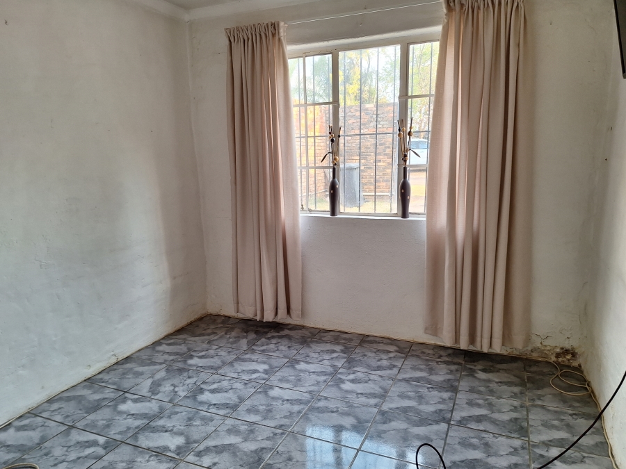 3 Bedroom Property for Sale in East Lynne Gauteng