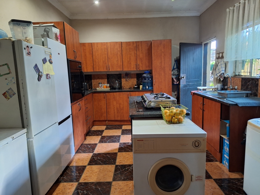 3 Bedroom Property for Sale in East Lynne Gauteng